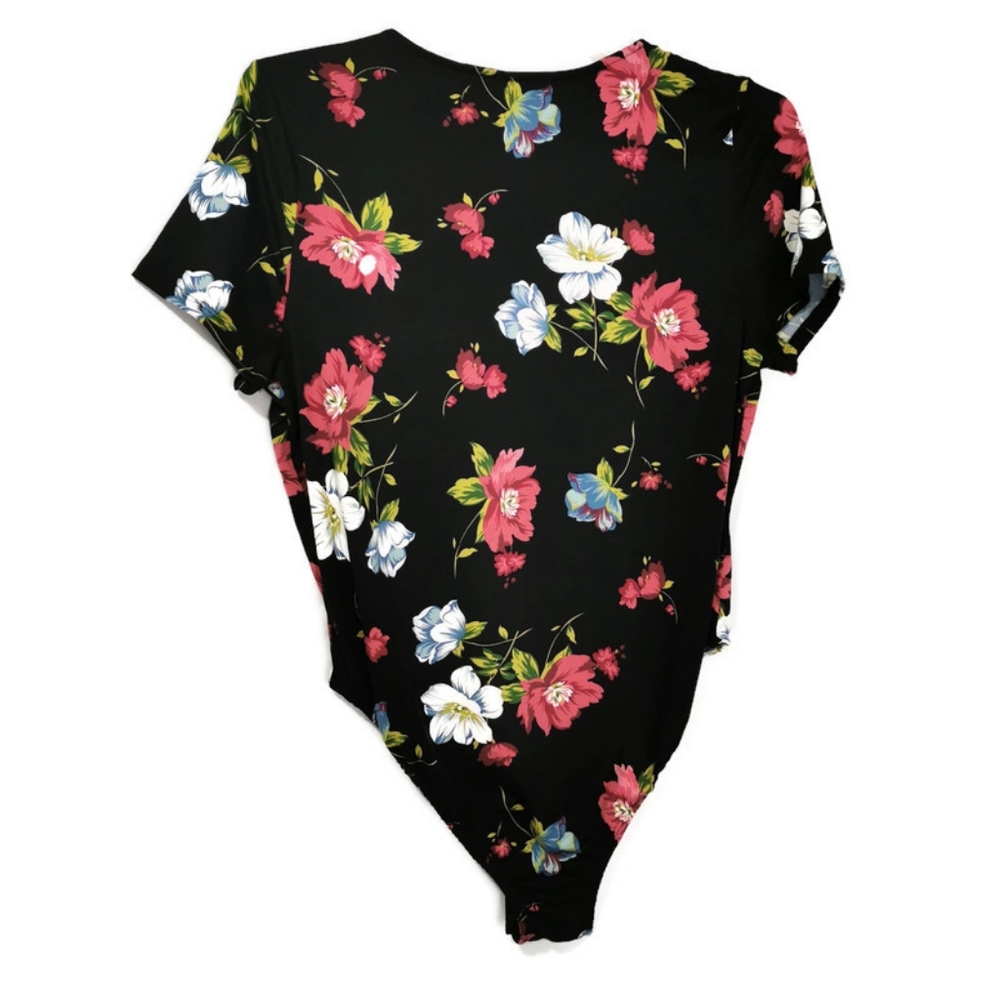 New Short Sleeved Floral Bodysuit - Picture 3 of 5